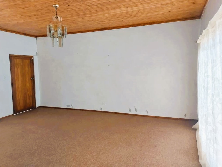 To Let commercial Property for Rent in Zilkaatsnek North West